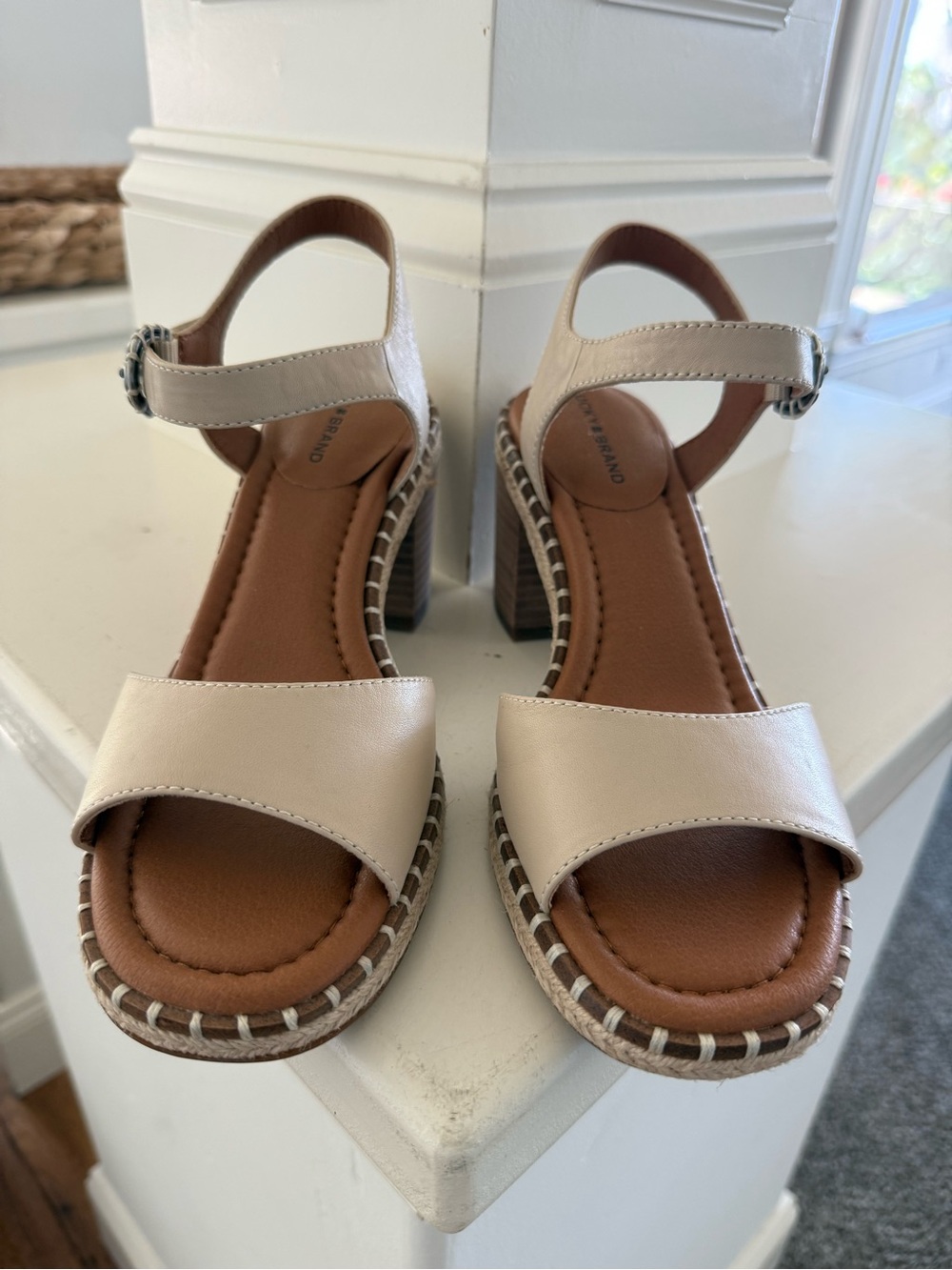 Lucky Brand Cream Ankle-Strap Block Heel Sandals